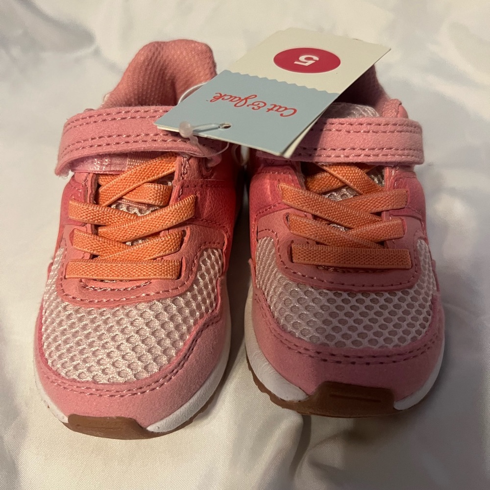 NWT Cat and Jack shoes. Size 5 toddlers. - Picture 5 of 7